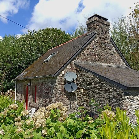 character breton cottage Carhaix-Plouguer Esterno foto
