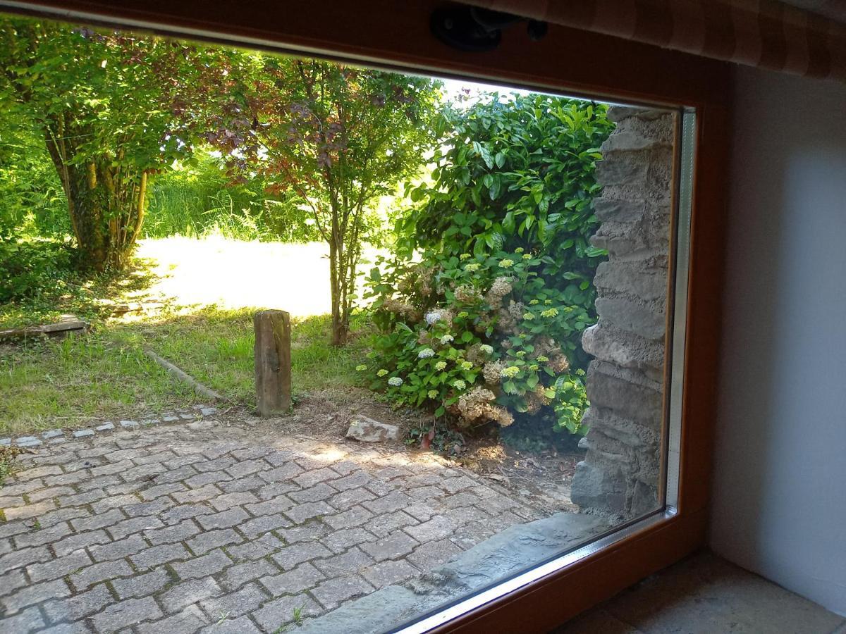 character breton cottage Carhaix-Plouguer Esterno foto