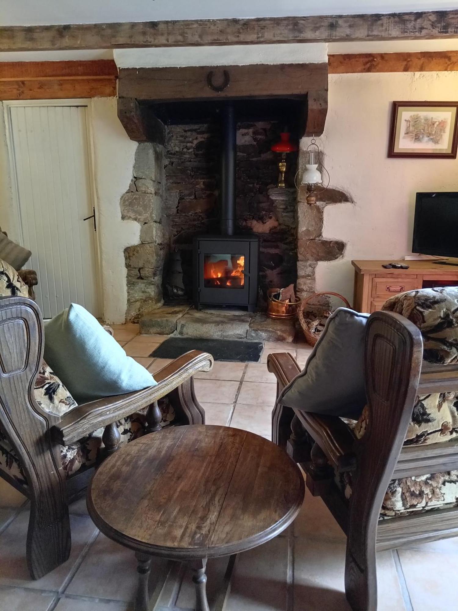 character breton cottage Carhaix-Plouguer Esterno foto